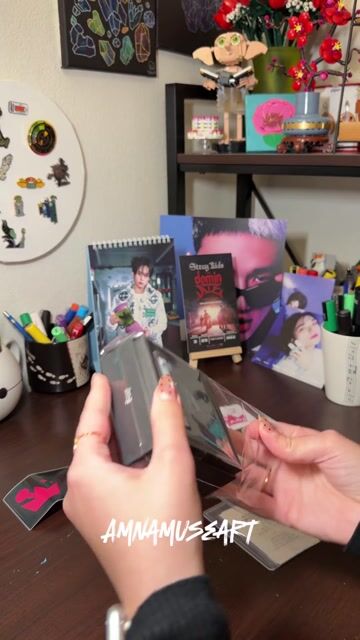 Customer unboxing video