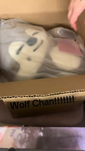 Customer unboxing video