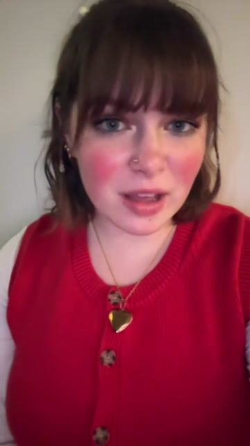 Customer unboxing video